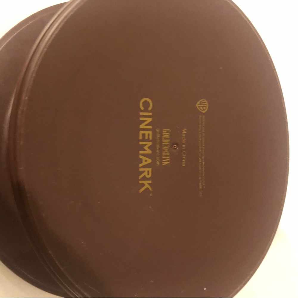 Wonka Top Hat Cinemark Popcorn Bucket - Picture 7 of 7